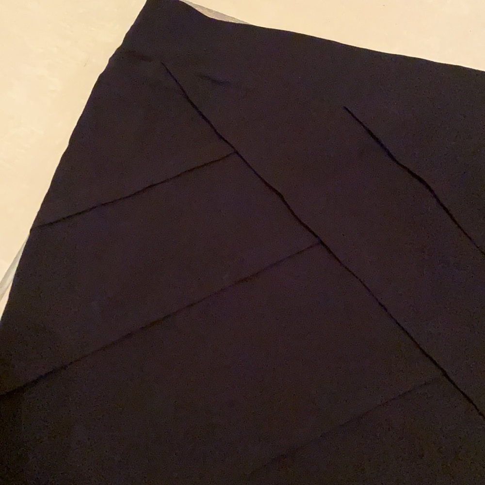 2B clothing | women’s bottoms | pencil skirt | black | small